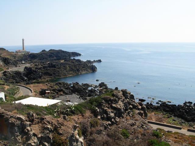 Appartamento Al Centro Di Ustica Isola di Ustica Exterior foto